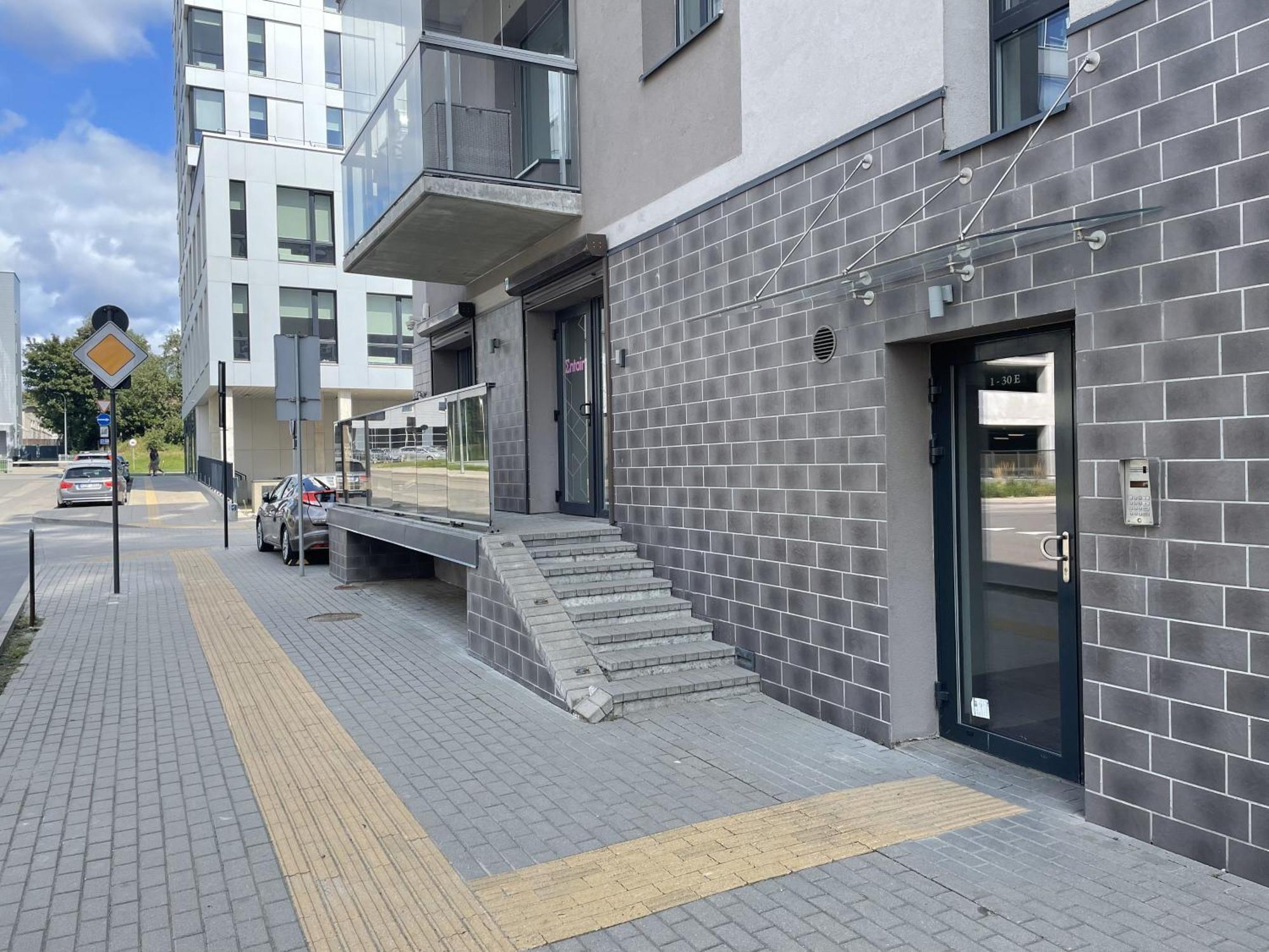 Your Home - Spacious Apartment In City Center, With Balcony & Self Check-In 维尔纽斯 外观 照片