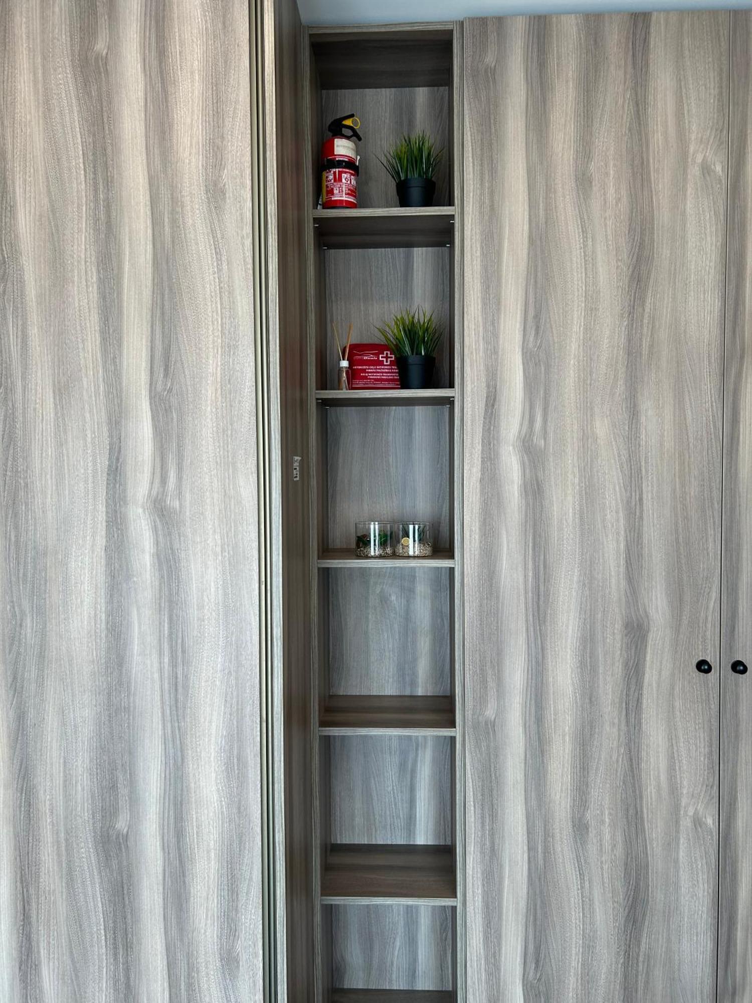 Your Home - Spacious Apartment In City Center, With Balcony & Self Check-In 维尔纽斯 外观 照片