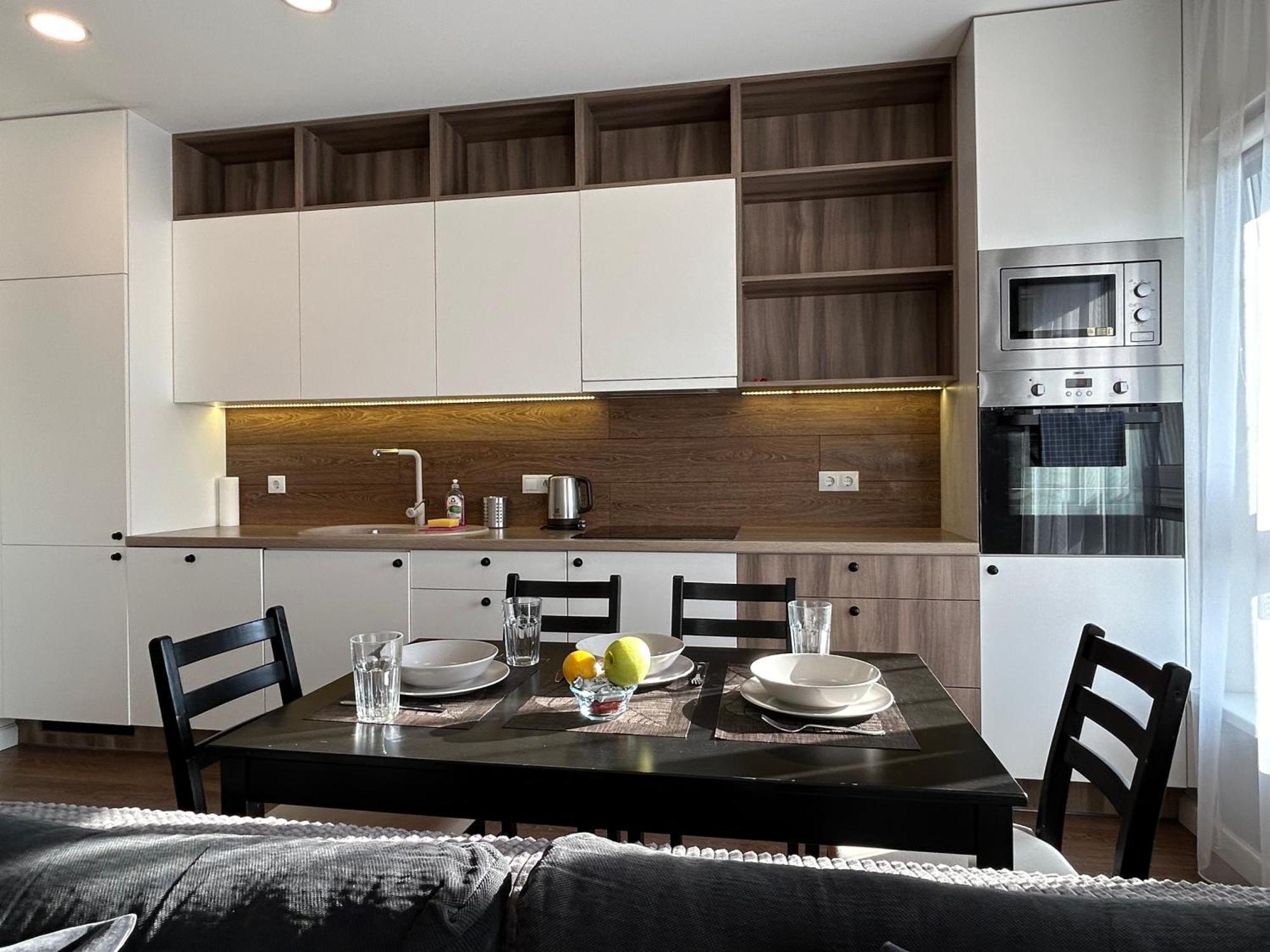 Your Home - Spacious Apartment In City Center, With Balcony & Self Check-In 维尔纽斯 外观 照片